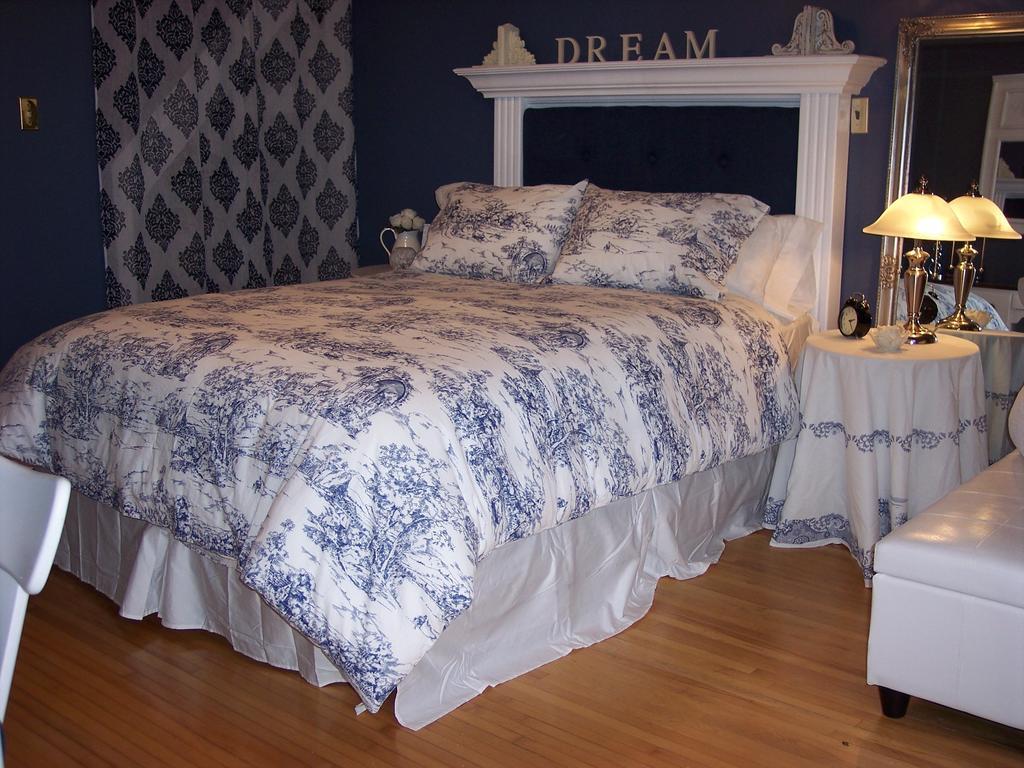 The Maples Bed And Breafast Hotell Angus Rum bild